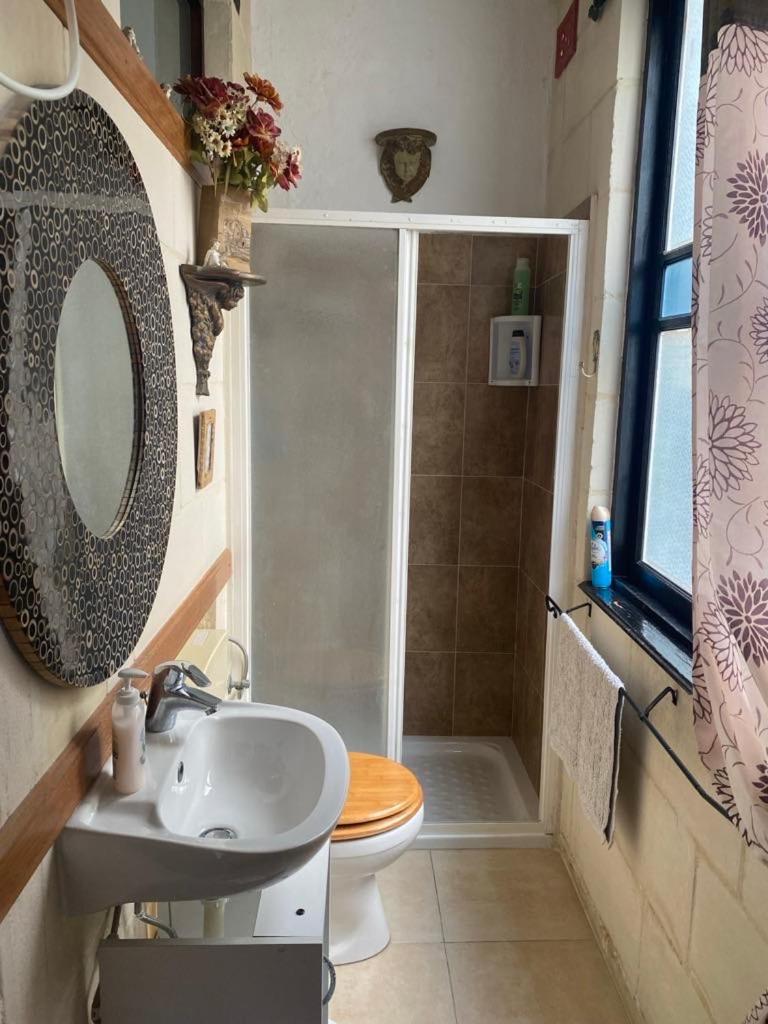 Bed and Breakfast Knights In Malta Naxxar Екстер'єр фото